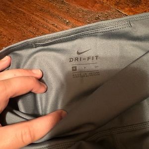 New Nike leggings
